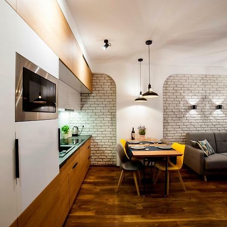 Urban Apart Uniejow Apartman Kültér fotó